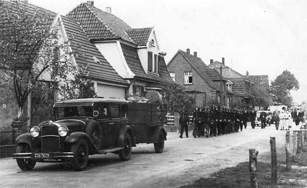 Pkw-Zugfahrzeug für TSA, Mercedes, W 115-170-6 Limo, Bj. 1931, LG Merfeld
