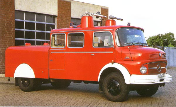 Mercedes LF 1113/42, 124 PS, Bj. 1971 (ehem. Polizei Wasserwerfer)